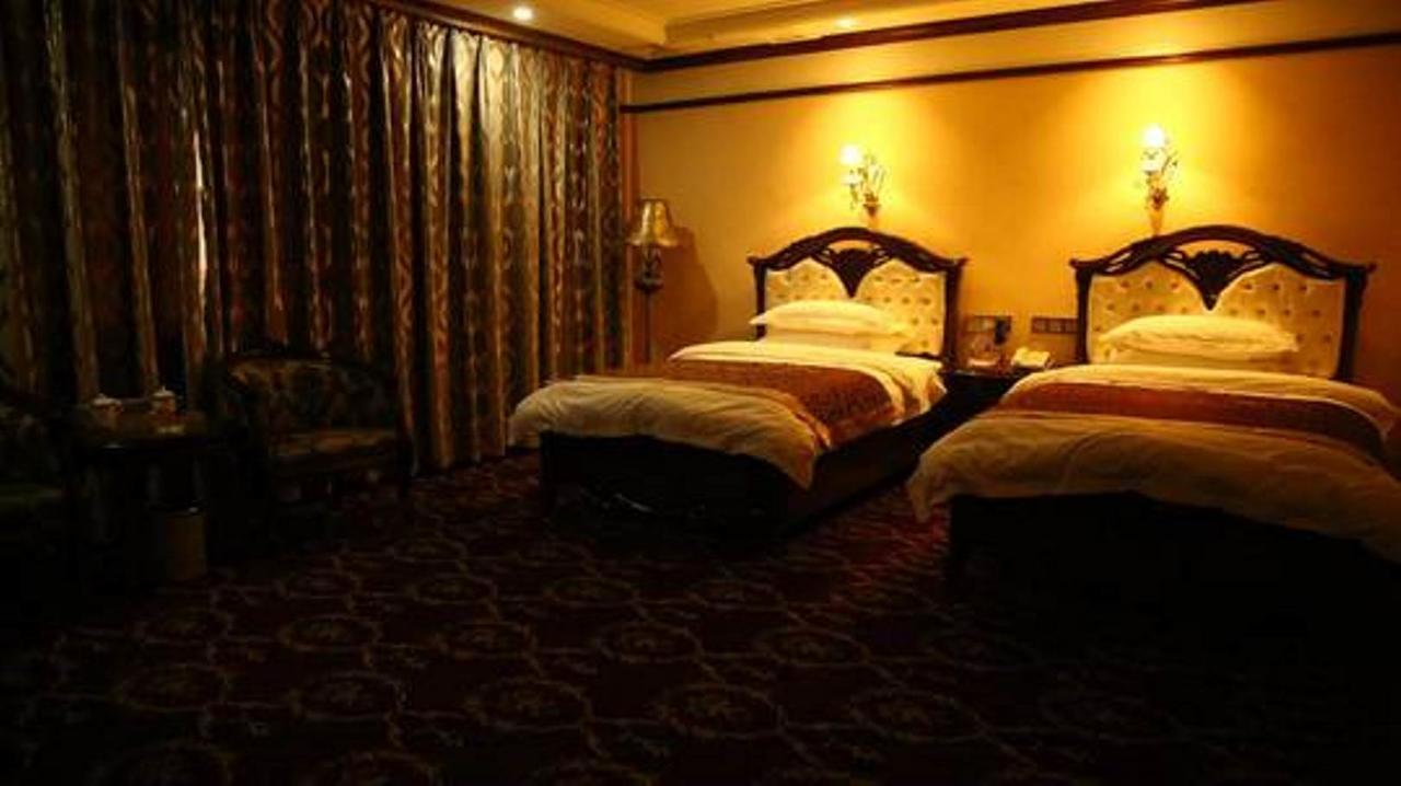 Nurlan Hotel Kashgar Dış mekan fotoğraf